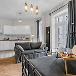Daire Chocimska - Location, Tram&shops Nearby - By Rentujemy *