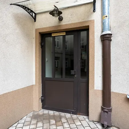 Апартаменты Chocimska - Location, Tram&shops Nearby - By Rentujemy Варшава