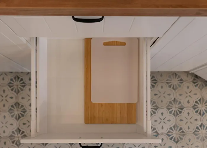 Chocimska - Location, Tram&shops Nearby - By Rentujemy Apartament