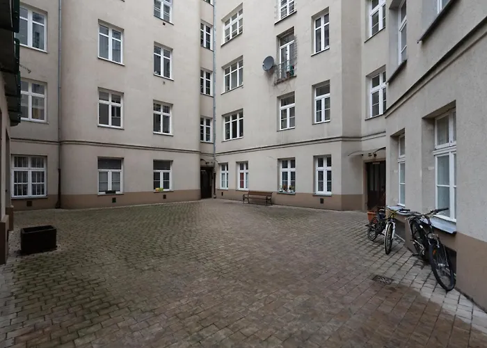 Chocimska - Location, Tram&shops Nearby - By Rentujemy Apartament