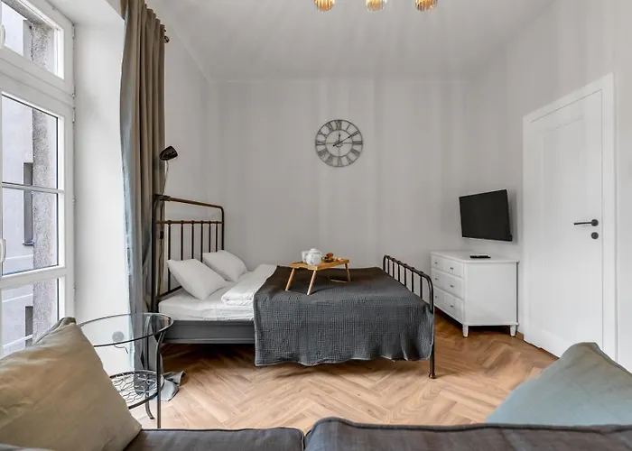 Chocimska - Location, Tram&shops Nearby - By Rentujemy Apartament Warszawa