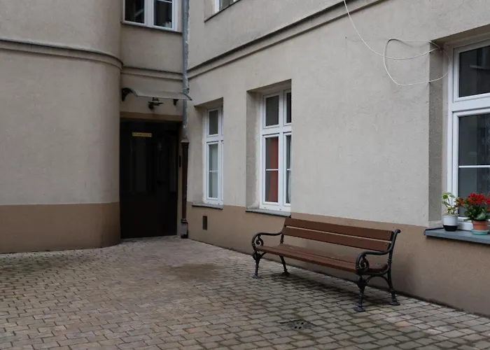 Chocimska - Location, Tram&shops Nearby - By Rentujemy Апартаменты Варшава