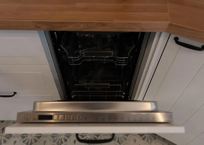 Chocimska - Location, Tram&shops Nearby - By Rentujemy * Warszawa