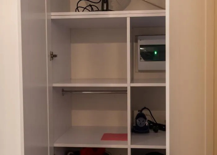 Chocimska - Location, Tram&shops Nearby - By Rentujemy Варшава