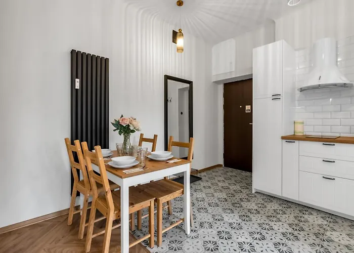 Chocimska - Location, Tram&shops Nearby - By Rentujemy * Warszawa