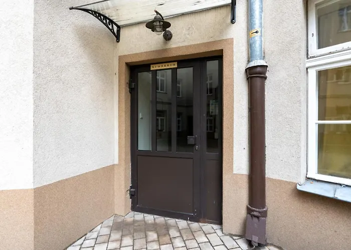 Apartament Chocimska - Location, Tram&shops Nearby - By Rentujemy Warszawa