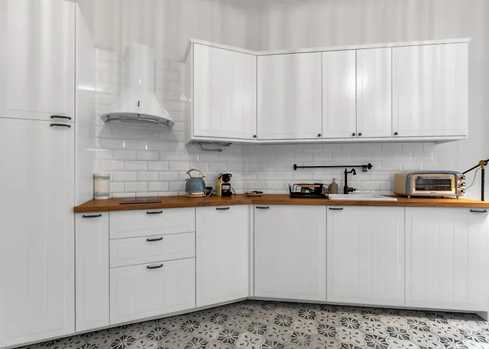 Chocimska - Location, Tram&shops Nearby - By Rentujemy Apartament