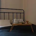 아파트 Chocimska - Location, Tram&shops Nearby - By Rentujemy *
