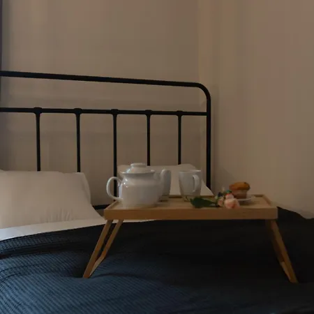 Apartment Chocimska - Location, Tram&shops Nearby - By Rentujemy *