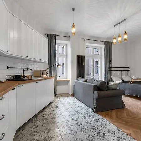 Chocimska - Location, Tram&shops Nearby - By Rentujemy